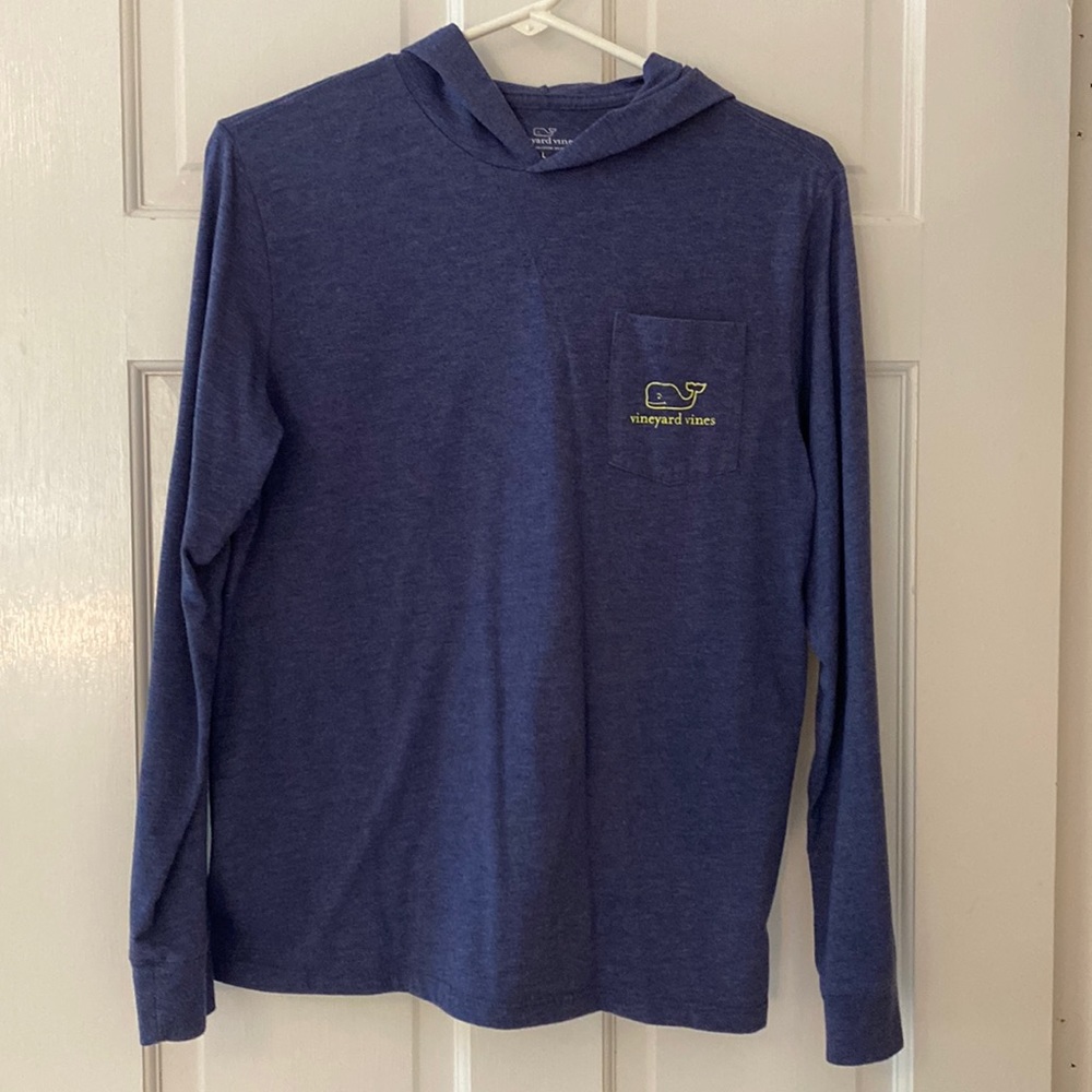 Boys navy large Vineyard Vines long sleeve hooded tshirt.